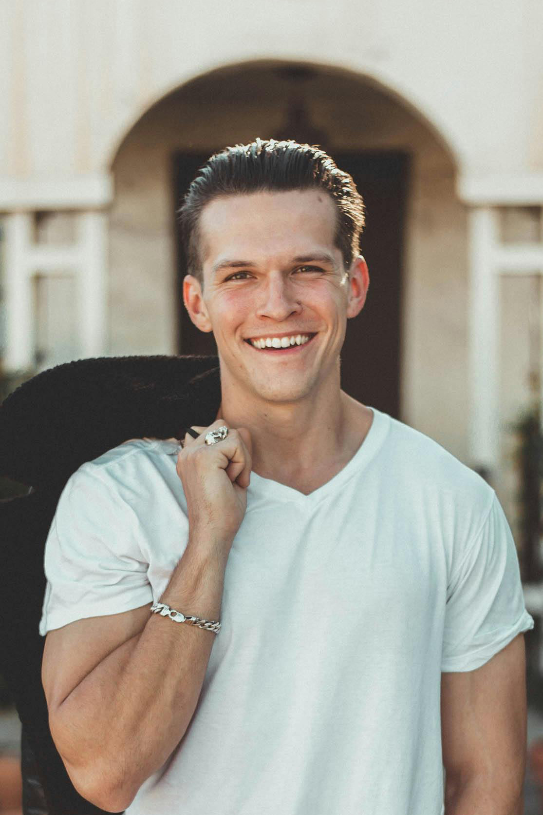 Advanced cosmetic dentistry technology at Dental Excellence León